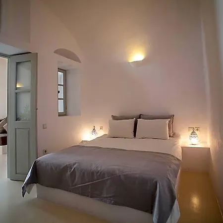Hotel Radiant Santorini 3*