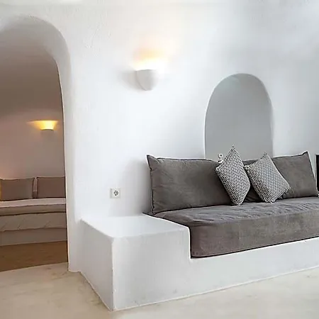 Hotel Radiant Santorini 3*