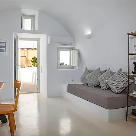 Hotel Radiant Santorini 3*